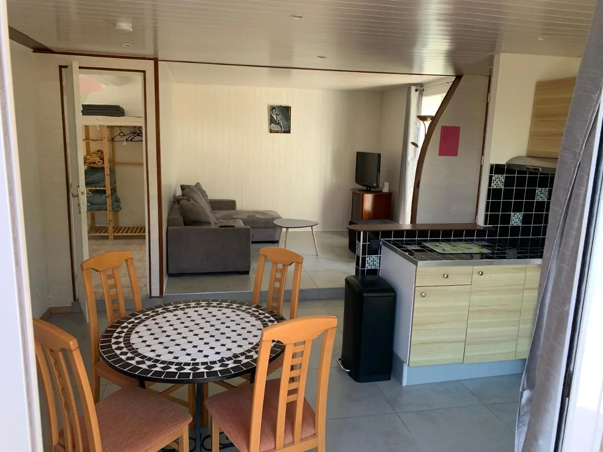 Nyaraló Magnifique Bas De Villa Deux Chambres Situe Pres Des Plages Et Du Golf Saint-Briac-sur-Mer