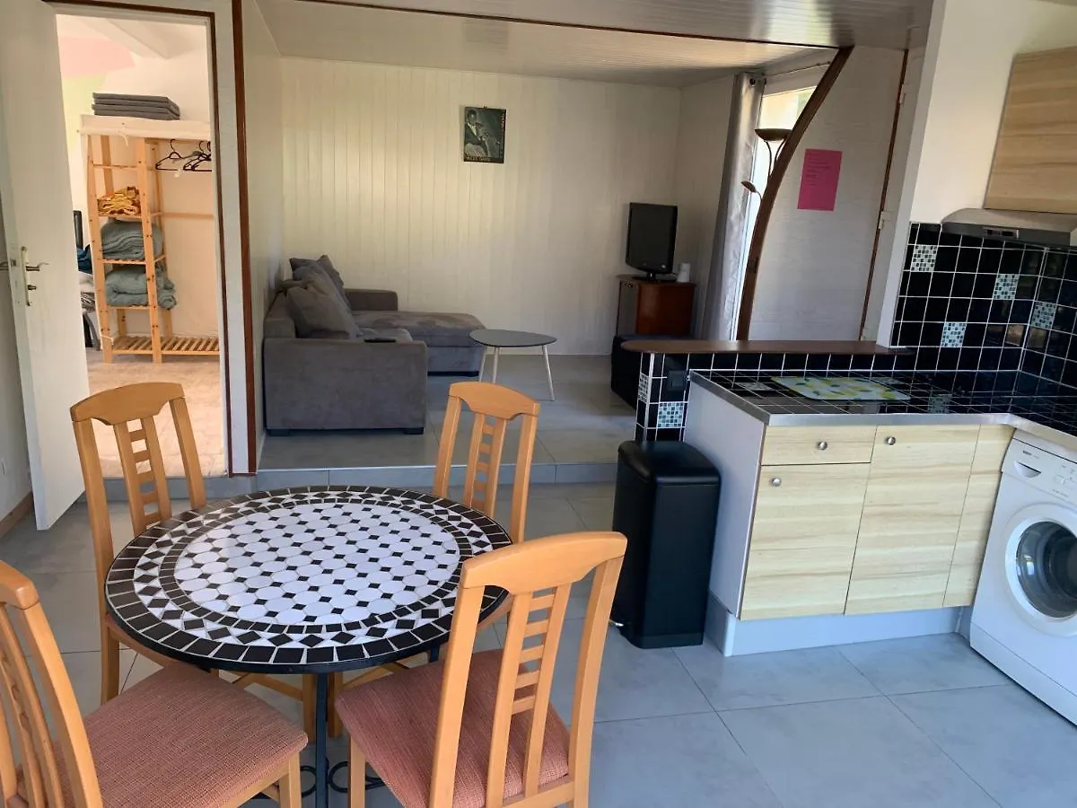 Magnifique Bas De Villa Deux Chambres Situe Pres Des Plages Et Du Golf Saint-Briac-sur-Mer 0*,