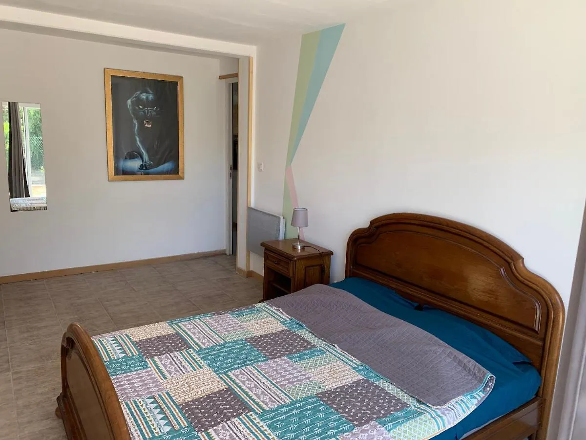 Magnifique Bas De Villa Deux Chambres Situe Pres Des Plages Et Du Golf Saint-Briac-sur-Mer Nyaraló